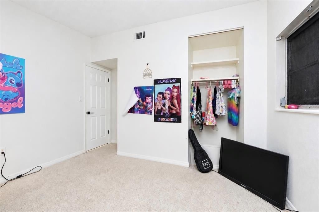 For Sale: $179,900 (3 beds, 1 baths, 1253 Square Feet)