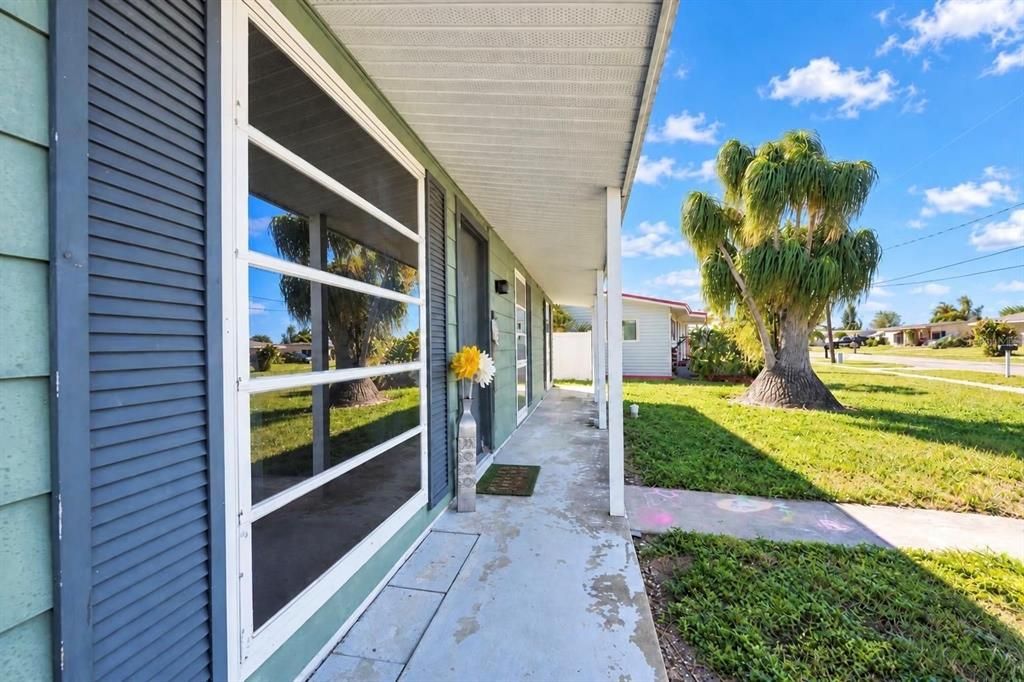For Sale: $179,900 (3 beds, 1 baths, 1253 Square Feet)