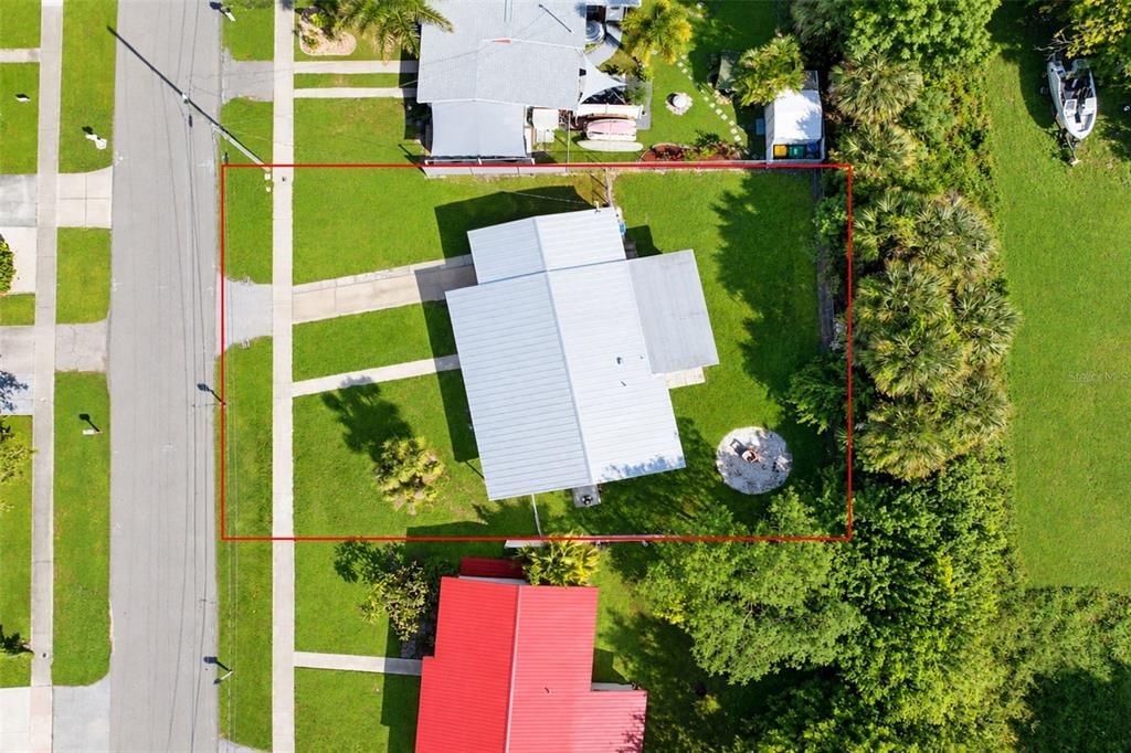 For Sale: $179,900 (3 beds, 1 baths, 1253 Square Feet)