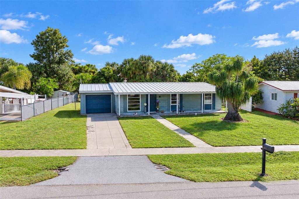 For Sale: $179,900 (3 beds, 1 baths, 1253 Square Feet)