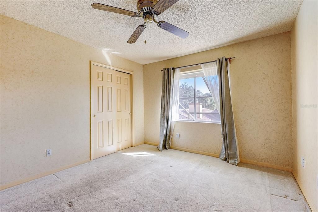 En Venta: $284,999 (3 camas, 2 baños, 1872 Pies cuadrados)