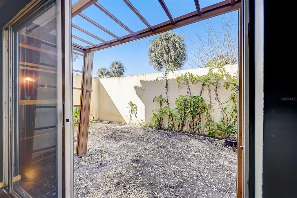 En Venta: $284,999 (3 camas, 2 baños, 1872 Pies cuadrados)