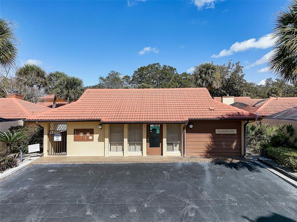 En Venta: $284,999 (3 camas, 2 baños, 1872 Pies cuadrados)