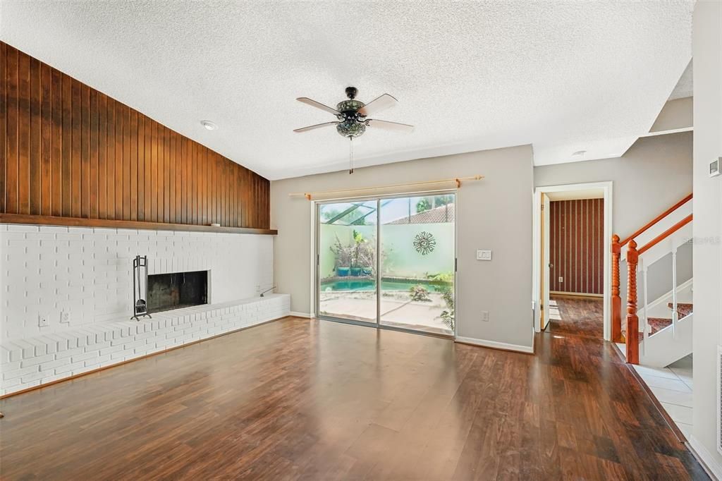 En Venta: $284,999 (3 camas, 2 baños, 1872 Pies cuadrados)