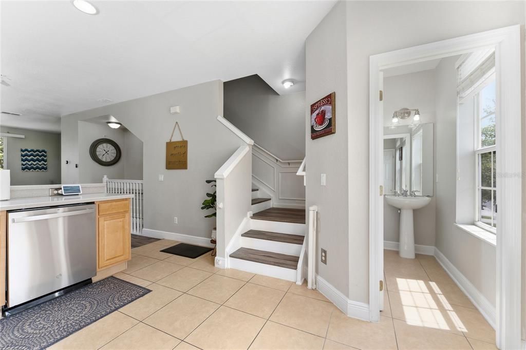 For Sale: $499,000 (3 beds, 3 baths, 1746 Square Feet)