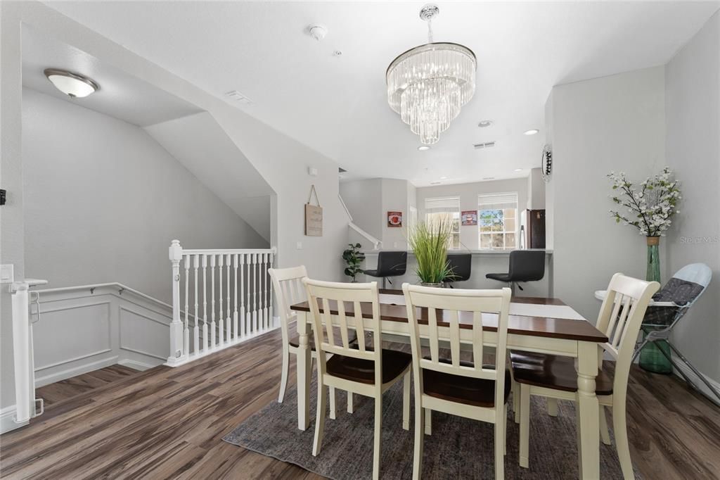 For Sale: $499,000 (3 beds, 3 baths, 1746 Square Feet)
