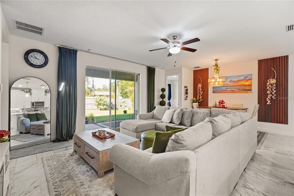 For Sale: $573,000 (4 beds, 2 baths, 2214 Square Feet)