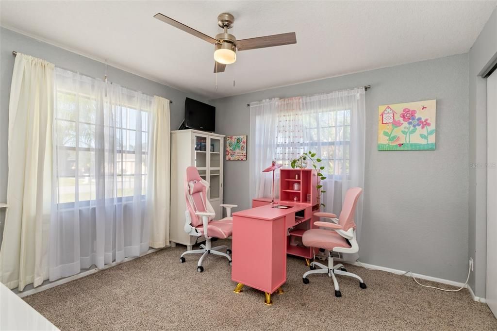 For Sale: $305,000 (4 beds, 2 baths, 1309 Square Feet)