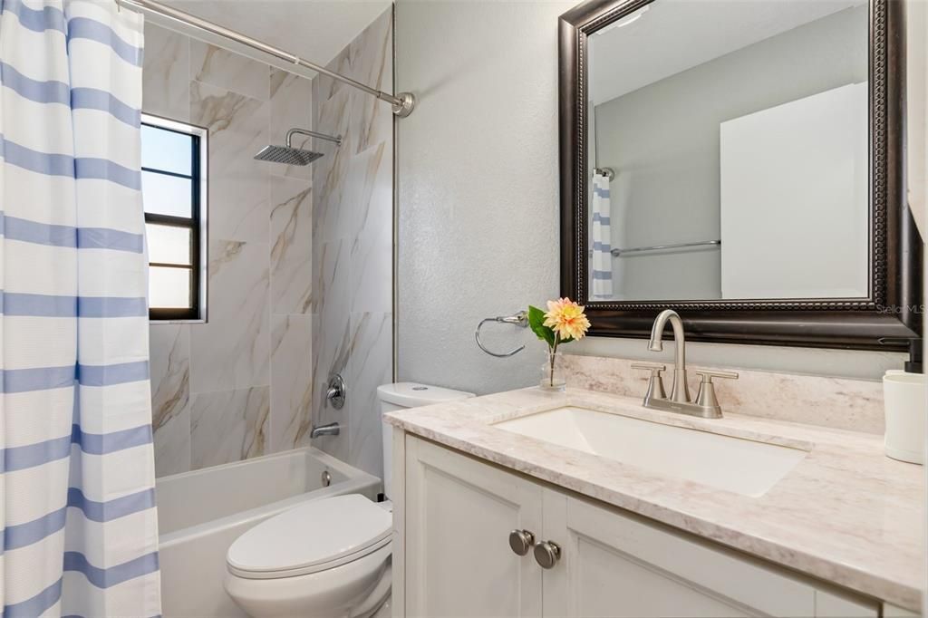 For Sale: $305,000 (4 beds, 2 baths, 1309 Square Feet)