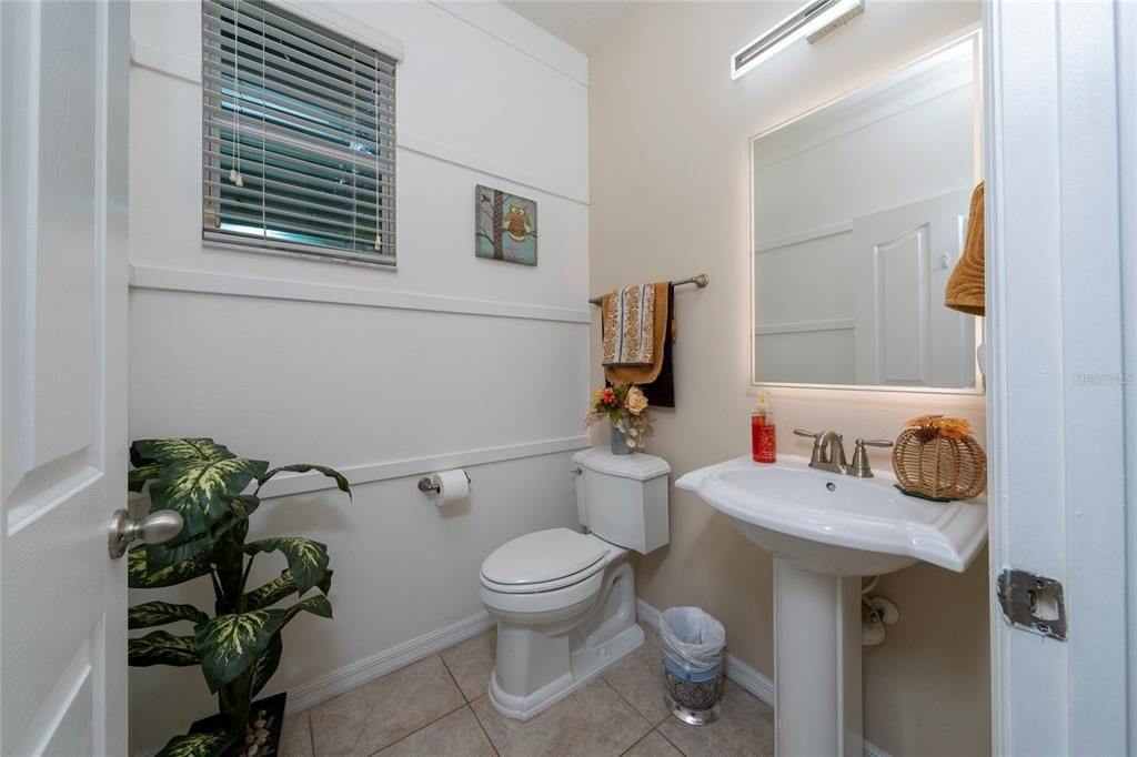 For Sale: $585,000 (4 beds, 2 baths, 2130 Square Feet)