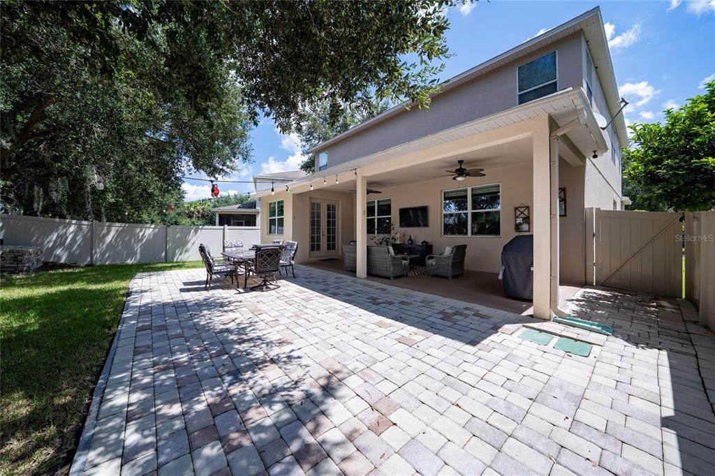 For Sale: $585,000 (4 beds, 2 baths, 2130 Square Feet)