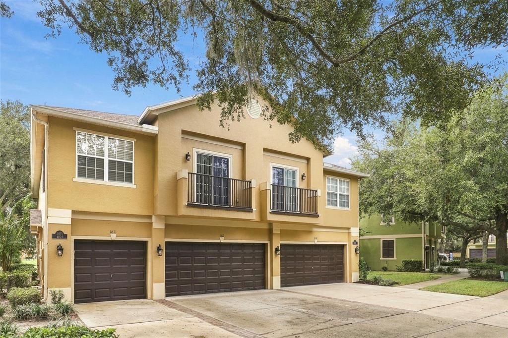 For Sale: $299,999 (3 beds, 2 baths, 1624 Square Feet)
