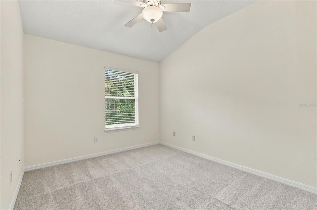 For Sale: $299,999 (3 beds, 2 baths, 1624 Square Feet)