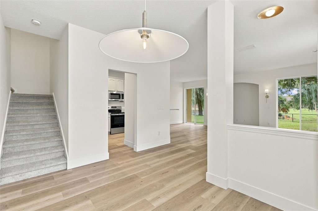 For Sale: $299,999 (3 beds, 2 baths, 1624 Square Feet)