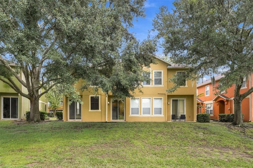 For Sale: $299,999 (3 beds, 2 baths, 1624 Square Feet)