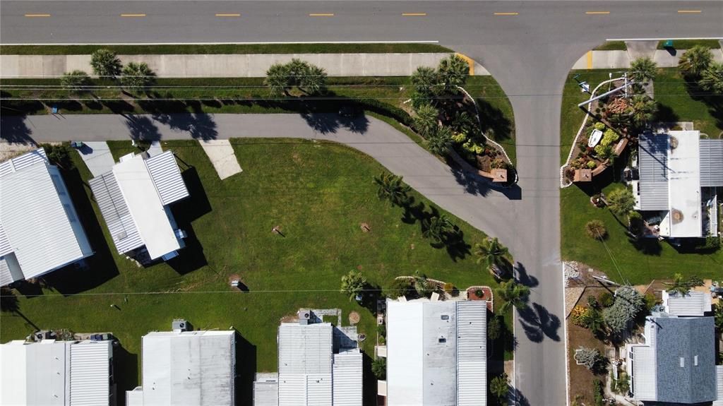 待售: $60,000 (0.14 acres)