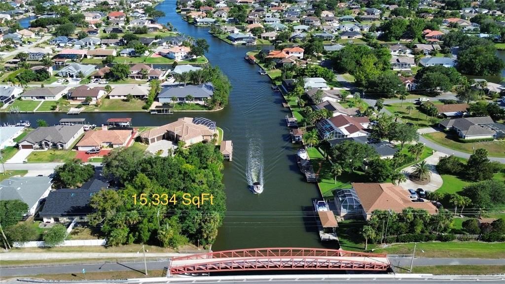 На продажу: $329,000 (0.35 acres)