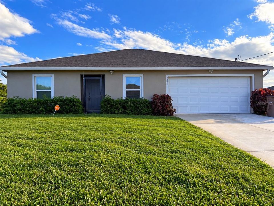 For Sale: $279,000 (3 beds, 2 baths, 1551 Square Feet)