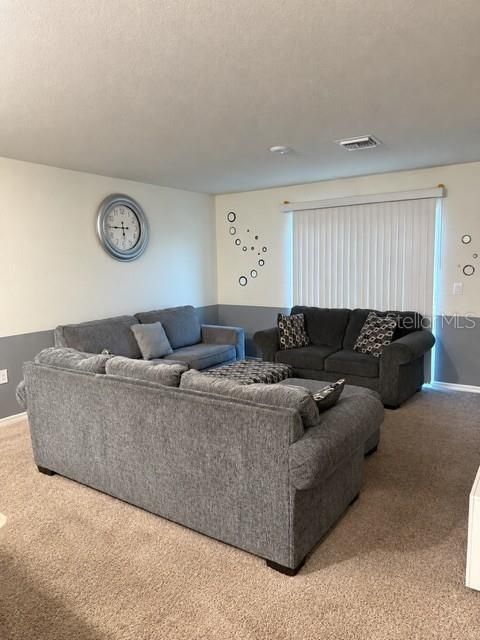For Sale: $299,000 (3 beds, 2 baths, 1551 Square Feet)