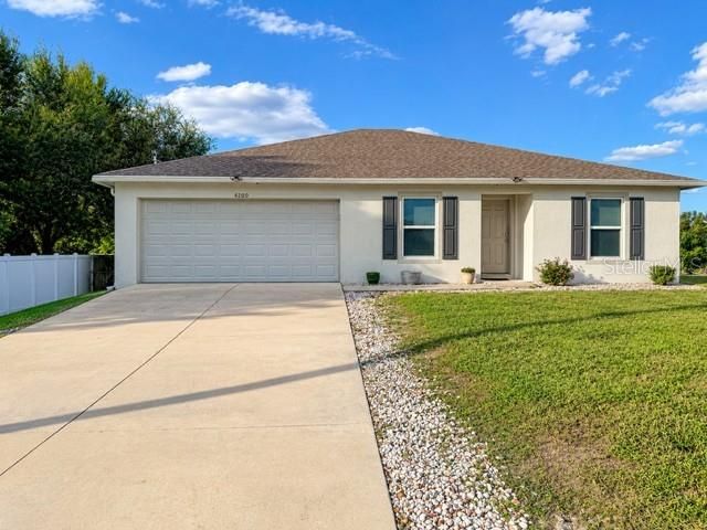 For Sale: $299,000 (3 beds, 2 baths, 1551 Square Feet)