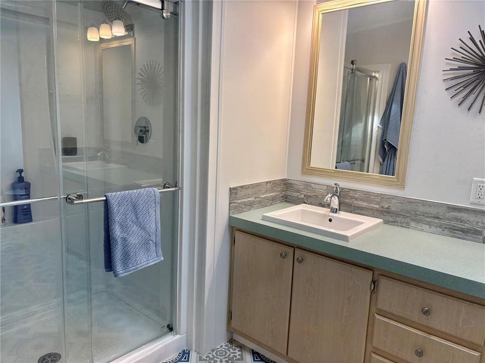 En Venta: $220,000 (3 camas, 2 baños, 1224 Pies cuadrados)