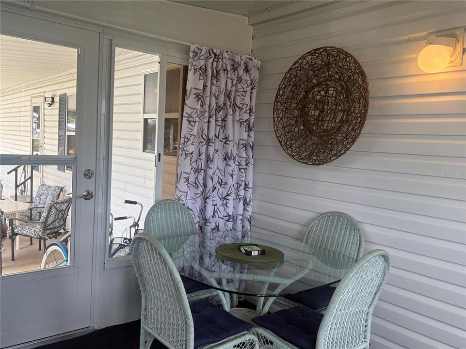 En Venta: $220,000 (3 camas, 2 baños, 1224 Pies cuadrados)