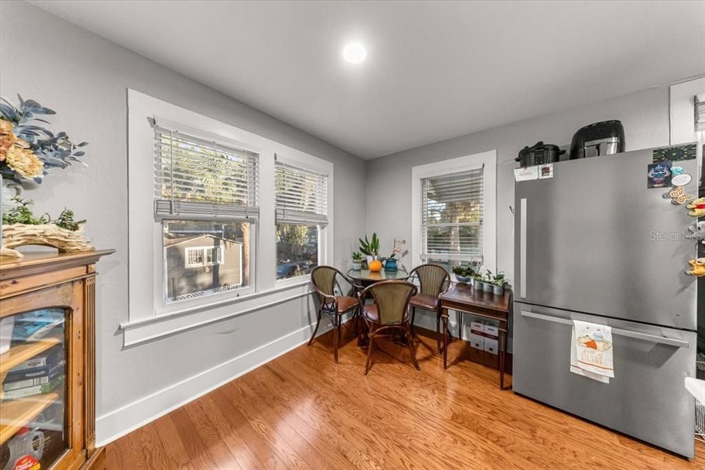 待售: $899,000 (6 贝兹, 0 浴室, 4885 平方英尺)