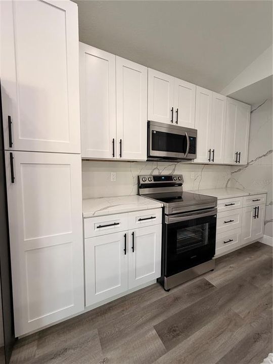 En Venta: $429,000 (3 camas, 2 baños, 1155 Pies cuadrados)