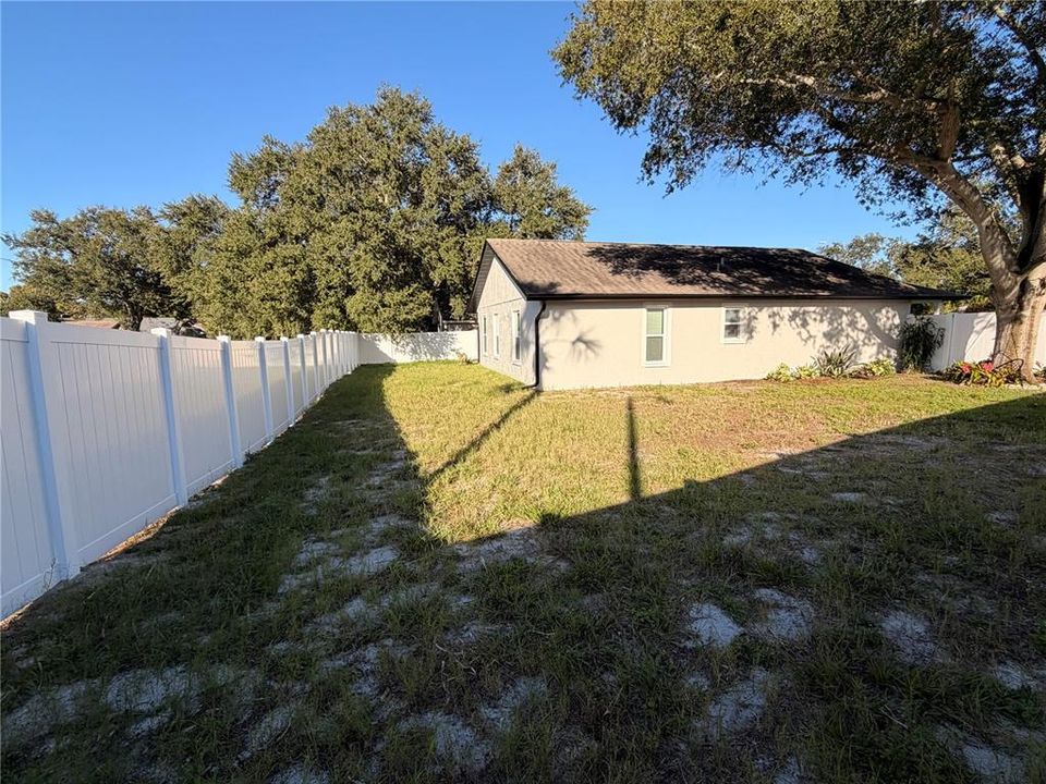 En Venta: $429,000 (3 camas, 2 baños, 1155 Pies cuadrados)