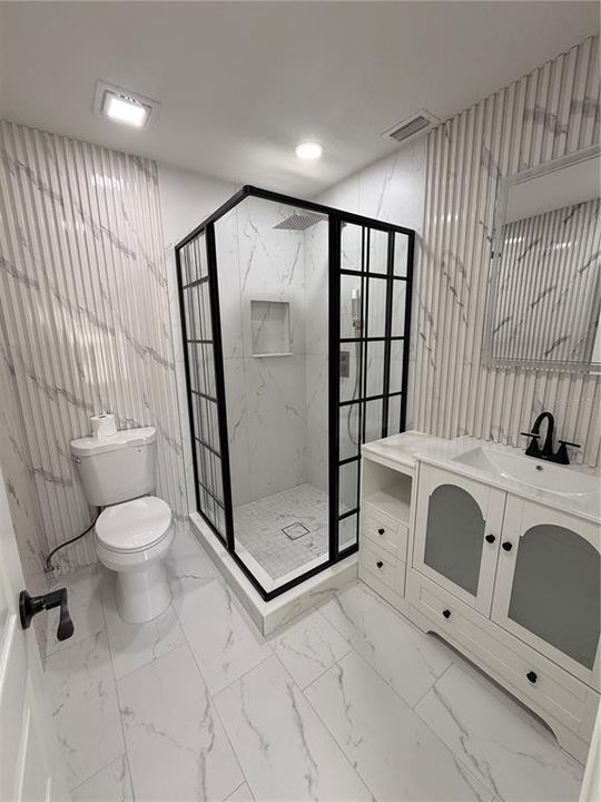 En Venta: $429,000 (3 camas, 2 baños, 1155 Pies cuadrados)