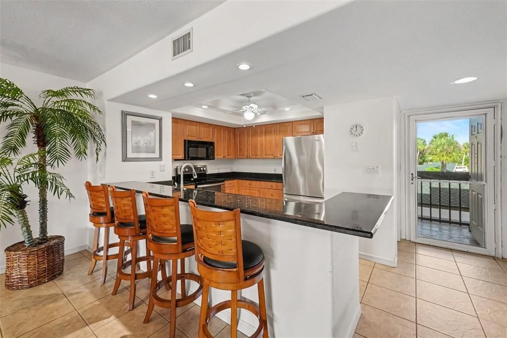 For Sale: $209,000 (2 beds, 2 baths, 1394 Square Feet)