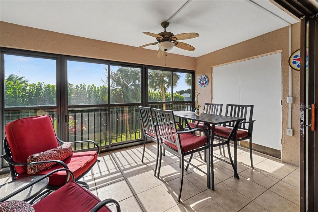 For Sale: $209,000 (2 beds, 2 baths, 1394 Square Feet)
