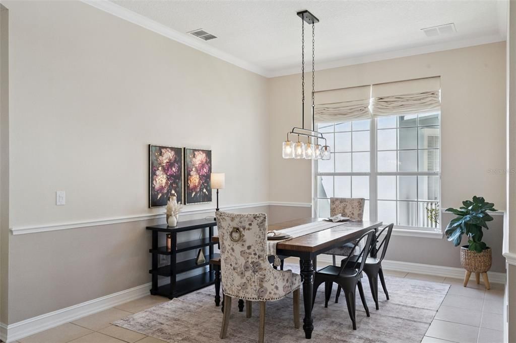 For Sale: $579,900 (3 beds, 2 baths, 2589 Square Feet)