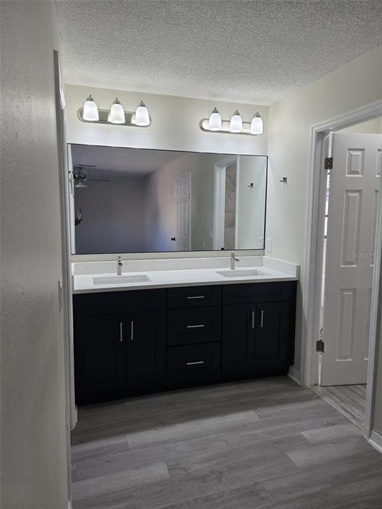 For Sale: $439,900 (4 beds, 2 baths, 2020 Square Feet)