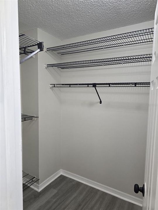 For Sale: $439,900 (4 beds, 2 baths, 2020 Square Feet)