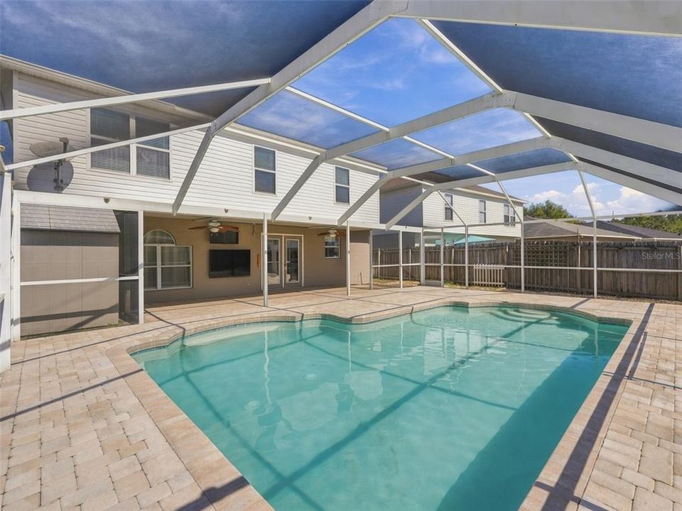 En Venta: $499,000 (4 camas, 2 baños, 2956 Pies cuadrados)