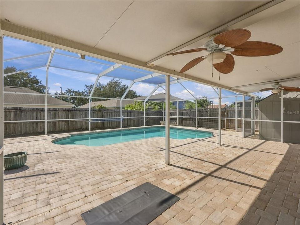 En Venta: $499,000 (4 camas, 2 baños, 2956 Pies cuadrados)