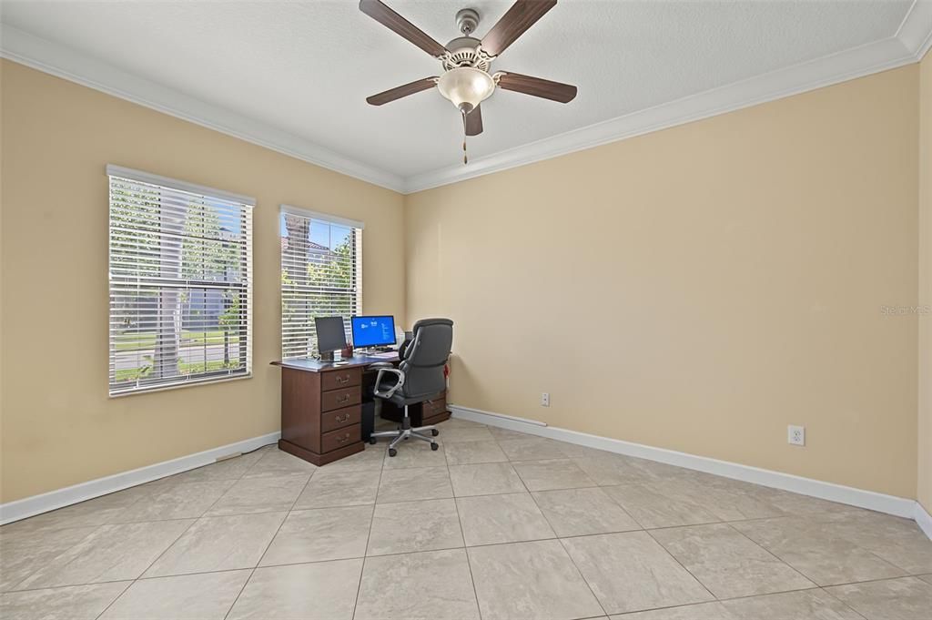 For Sale: $366,999 (3 beds, 2 baths, 1971 Square Feet)