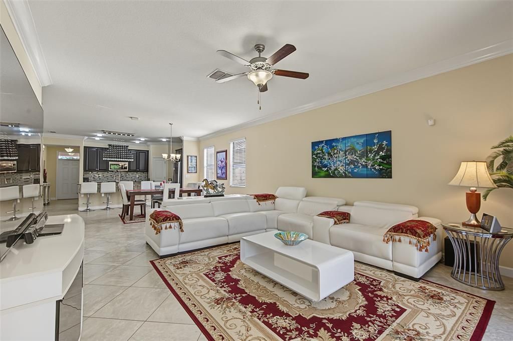For Sale: $366,999 (3 beds, 2 baths, 1971 Square Feet)