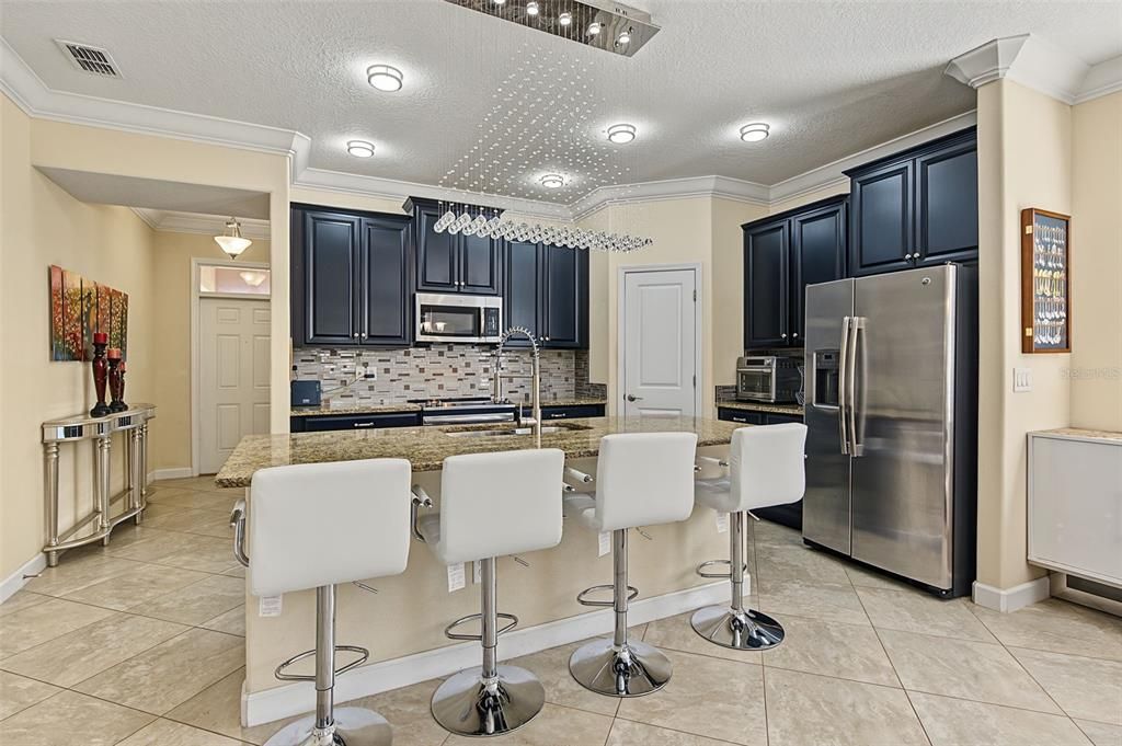 For Sale: $366,999 (3 beds, 2 baths, 1971 Square Feet)