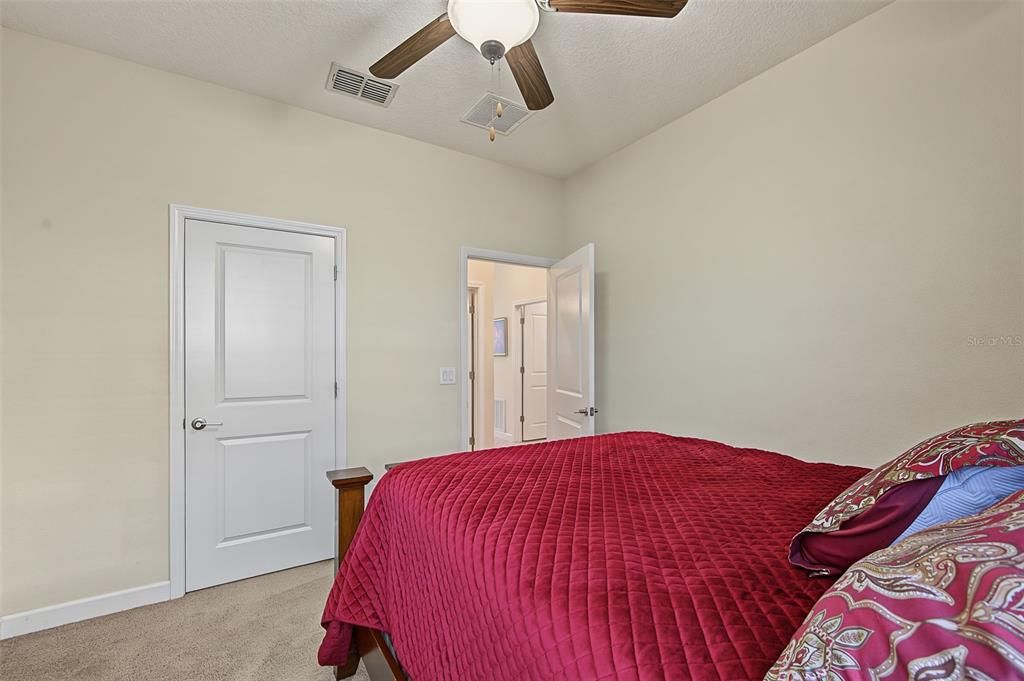 For Sale: $366,999 (3 beds, 2 baths, 1971 Square Feet)