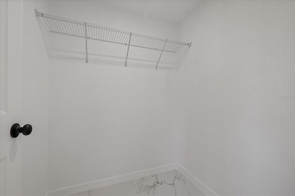 For Sale: $387,900 (4 beds, 3 baths, 1236 Square Feet)