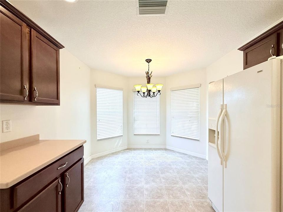 En Venta: $218,849 (3 camas, 2 baños, 1571 Pies cuadrados)
