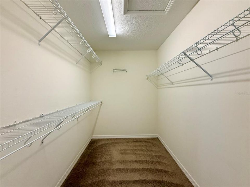 En Venta: $218,849 (3 camas, 2 baños, 1571 Pies cuadrados)