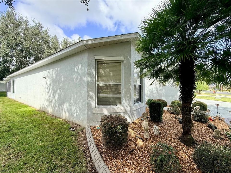 En Venta: $218,849 (3 camas, 2 baños, 1571 Pies cuadrados)