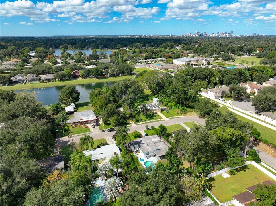 En Venta: $425,000 (4 camas, 2 baños, 1589 Pies cuadrados)