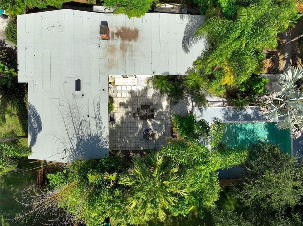 En Venta: $425,000 (4 camas, 2 baños, 1589 Pies cuadrados)