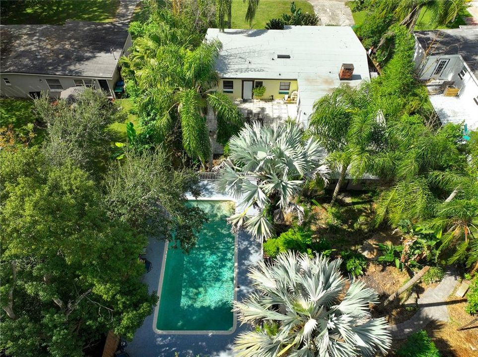 En Venta: $425,000 (4 camas, 2 baños, 1589 Pies cuadrados)