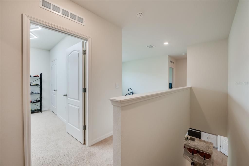 For Sale: $455,000 (5 beds, 3 baths, 2594 Square Feet)