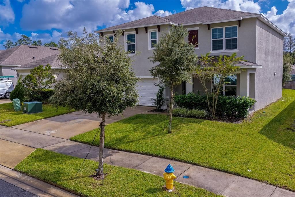 For Sale: $455,000 (5 beds, 3 baths, 2594 Square Feet)